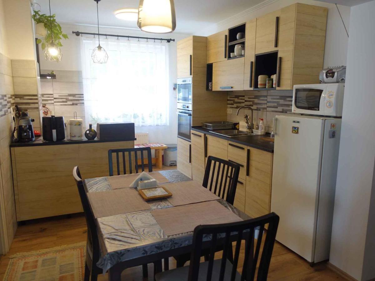 Holiday Home In Siofok - Balaton 42696 المظهر الخارجي الصورة